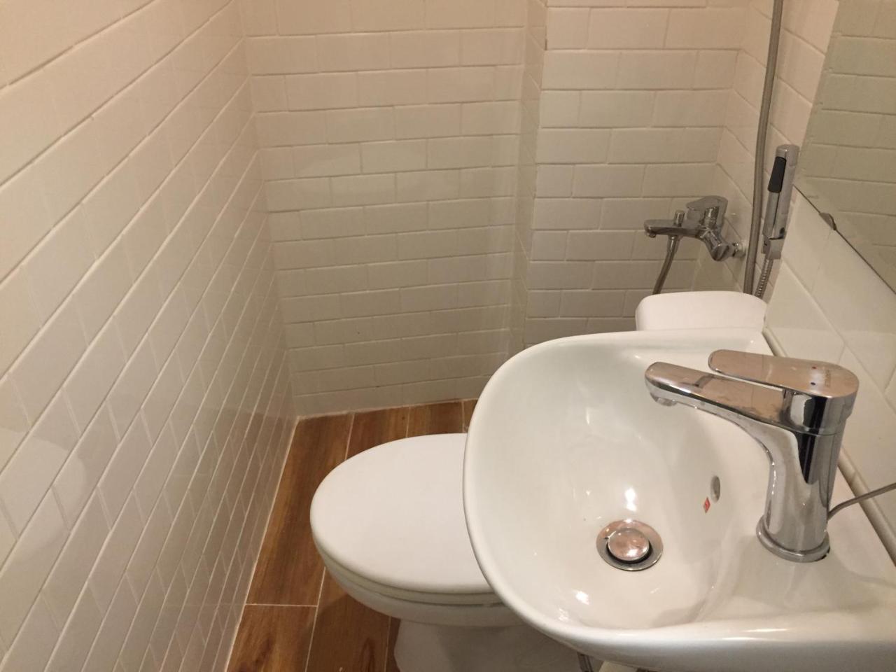 Vinabooker Cong Quynh Hotel Хошимин Екстериор снимка